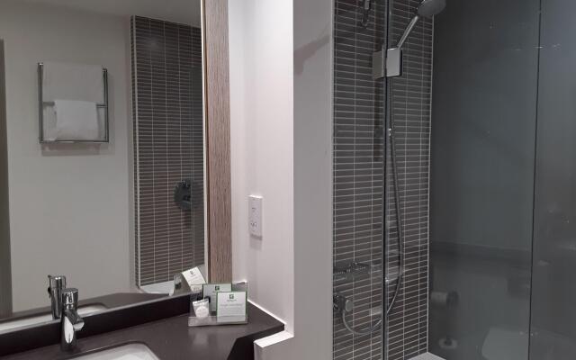 Holiday Inn Leeds Wakefield M1 Jct.40 by IHG