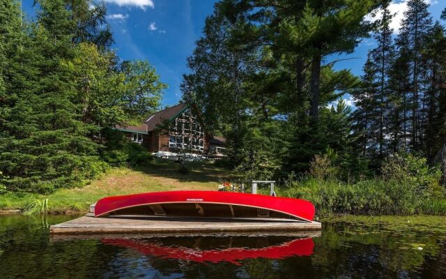 Smoothwater Outfitters & Lodge