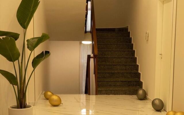 Redamare Suite