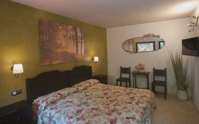 Hotel Corru San Pumés