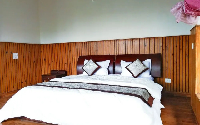 The Canadian Woods Resort