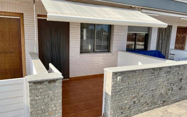 Apartamento con piscina a 350 metros de la playa