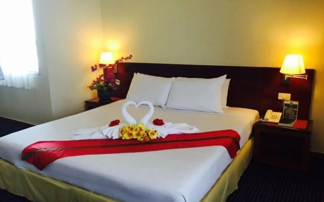 Hadyai Golden Crown Hotel