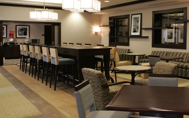 Hampton Inn by Hilton Toronto Airport Corporate Centre