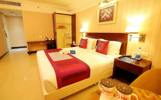 OYO Premium Vyttila Bypass