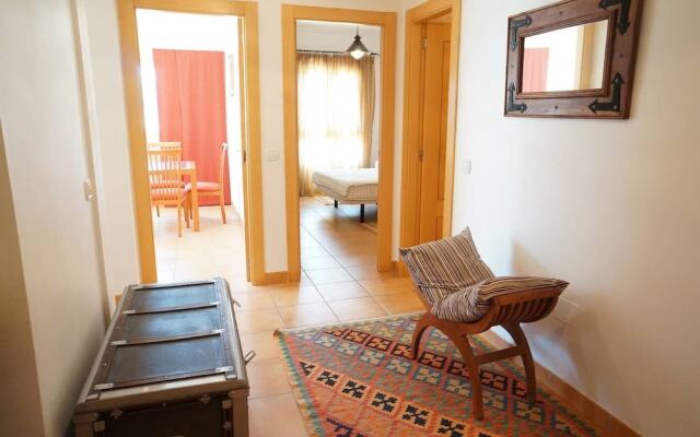 La Alcazaba - 3 bed apt With Communal Pool