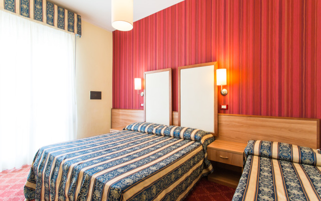Hotel Promenade Universale