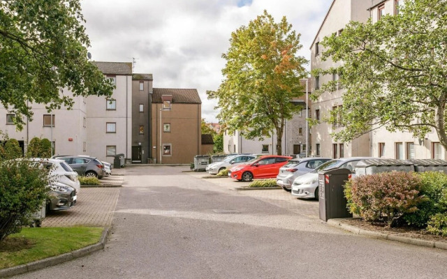 Stylish 2-bed Apartment w/ Kitchen, Ultrafast Wifi