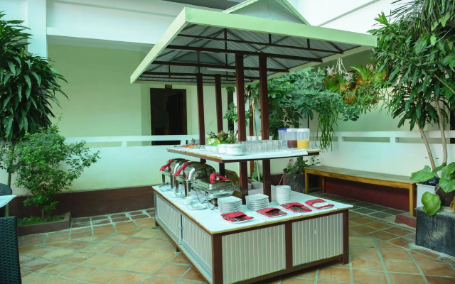 Yanathyna Ochheuteal Hotel