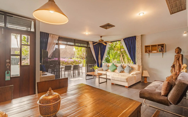 Kamala Beach Estate