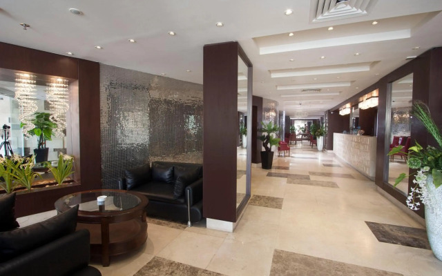 Golden Park Hotel