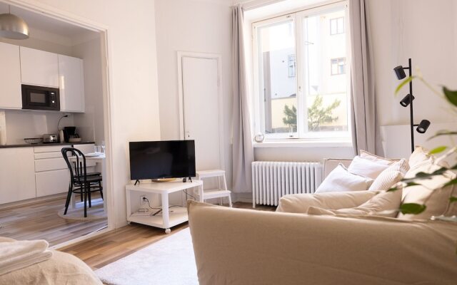 2ndhomes Bright 35m2 Courtyard Studio