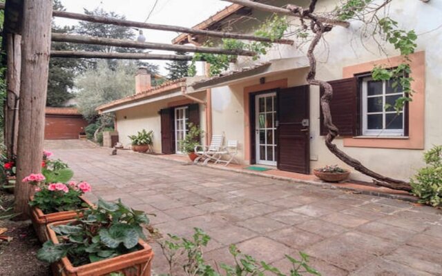 House With 5 Bedrooms In Caserta With Pool Access Enclosed Garden And Wifi 25 Km From The Beach