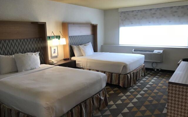 Holiday Inn Tacoma Mall by IHG