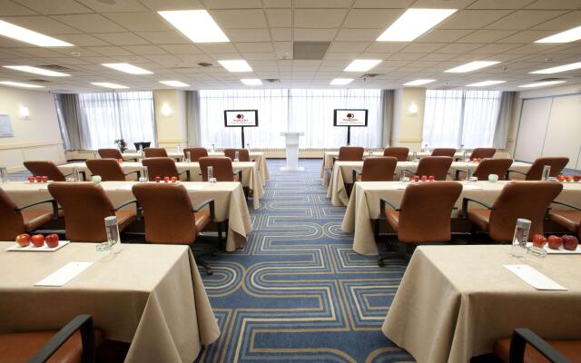 Doubletree by Hilton Bloomington - Minneapolis South