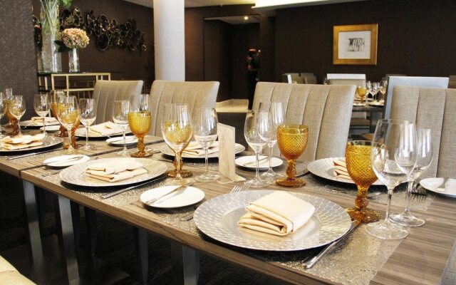 Renaissance Panama City Hotel