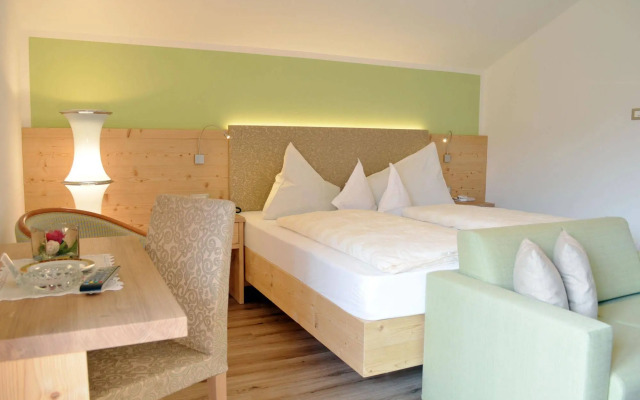 Hotel Karin