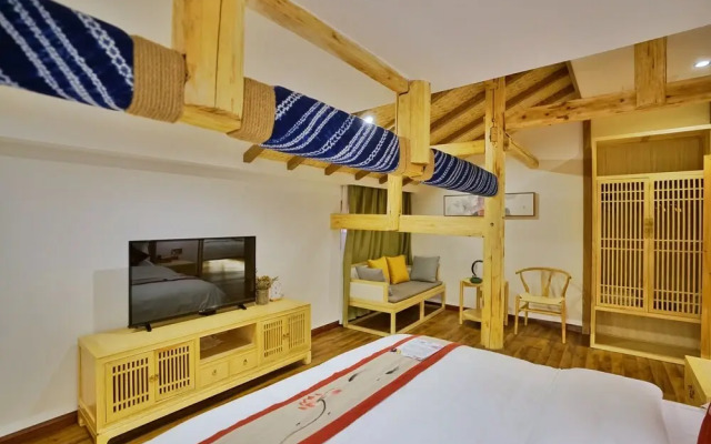 Yuexijiang Boutique Holiday Hotel