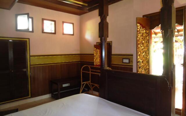 Wahyu Bungalow And Restaurant