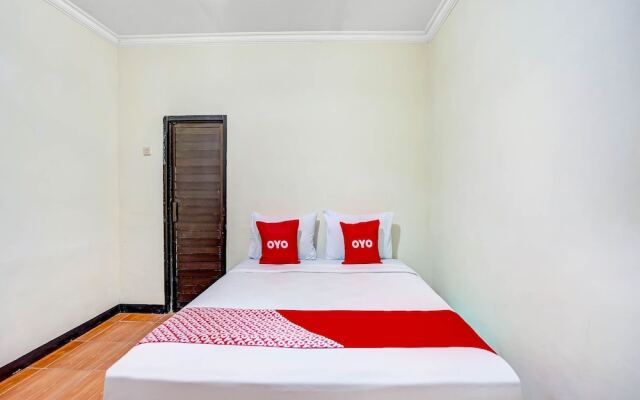 OYO Flagship 90899 Comfitel Siwalankerto