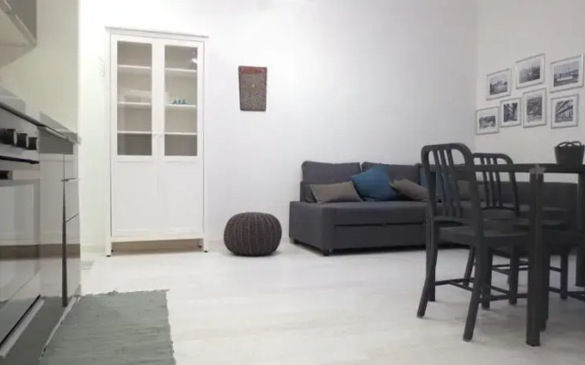 Temporary House - Isola District