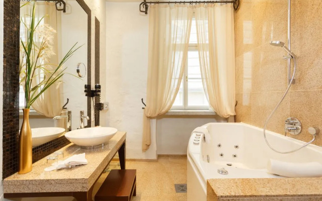 Savoy Boutique Hotel By Tallinnhotels
