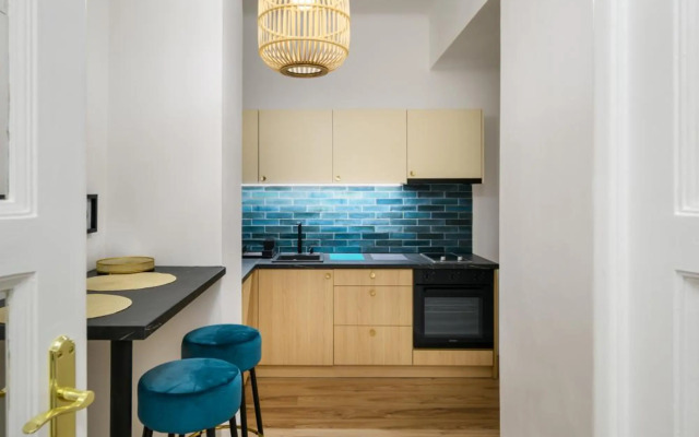 Stylish spot by the River Danube