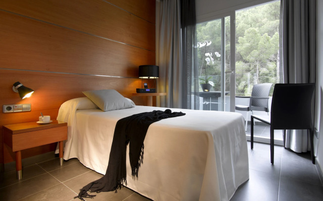 Palladium Hotel Cala Llonga - Adults Only