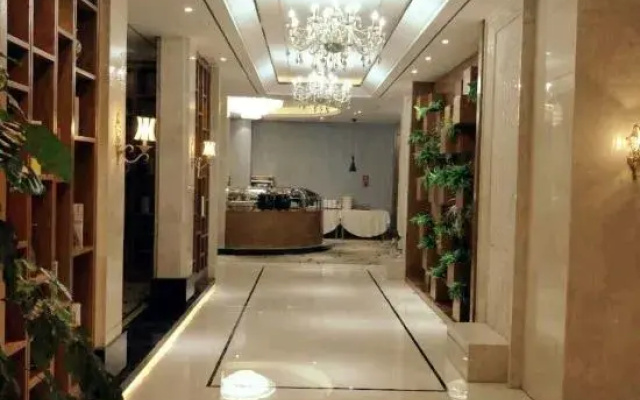 Venice International Hotel