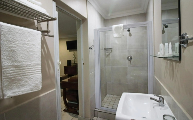 Airport Garden Boutique Hotel