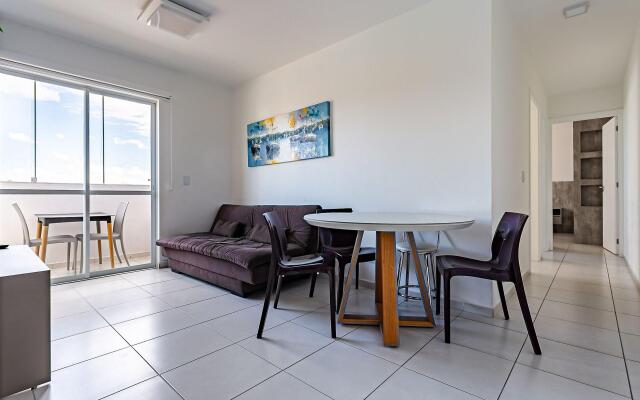 Apto com churrasqueira e sacada RPC306