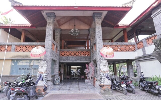 RedDoorz near Kuta Beach