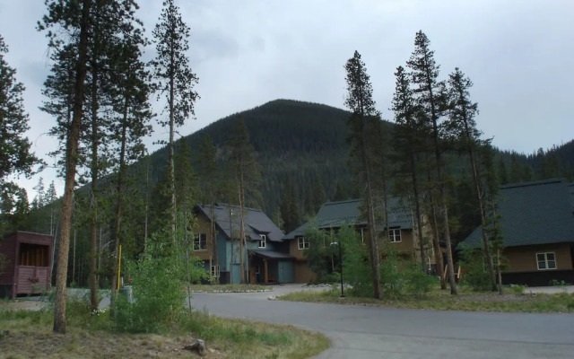 Ski Tip Ranch 8749