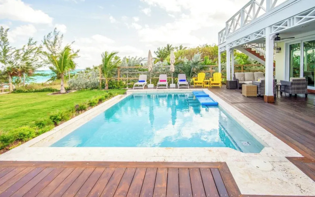 Wild Orchid Hideaway: Lux Beachfront Sanctuary