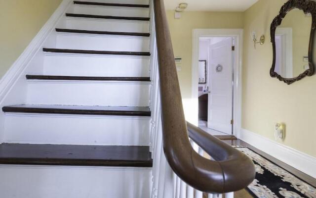 The Harbor Rose Bed & Breakfast