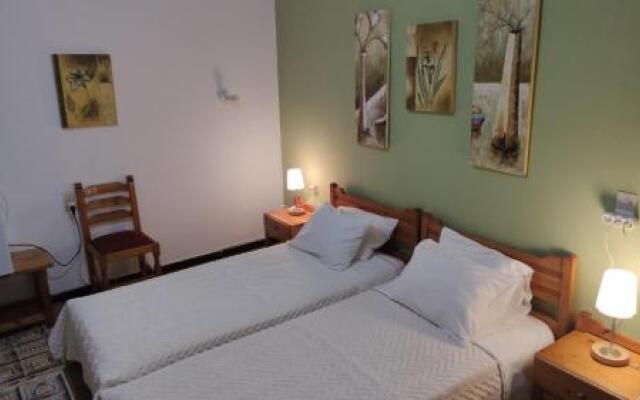 Odysseas Hotel