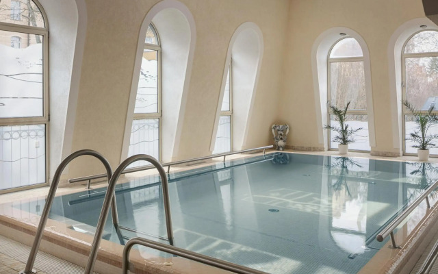 Humboldt Park Hotel And Spa