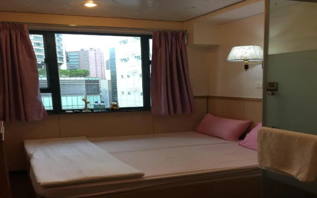 HK Peaceful Guesthouse (B1)