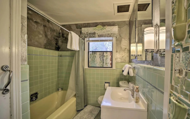 Tulsa Rental Home - Walk to Philbrook Museum