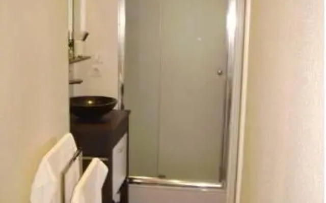 Les Garçonnières de lHorloge