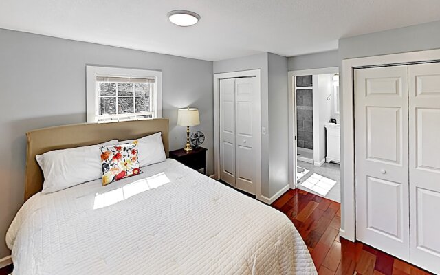 7 3rd Street Home 2 Bedrooms 2 Bathrooms Home