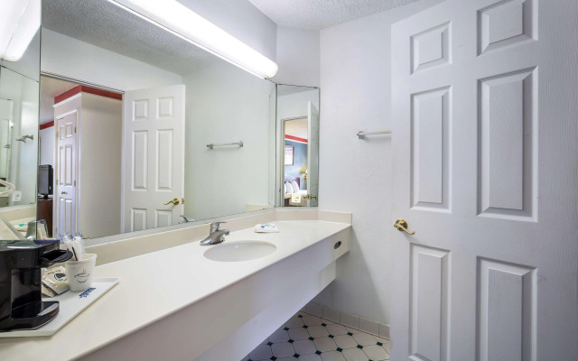 Americas Best Value Inn Denver