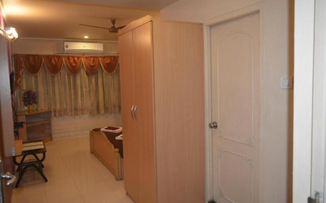 Hotel Poonam