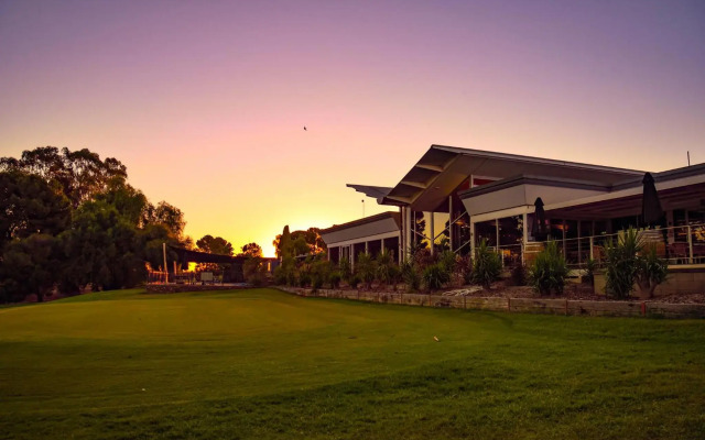 Renmark Resort