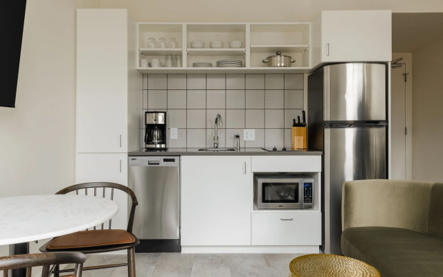 Sonder by Marriott Bonvoy The Artesian Apartments LoHi