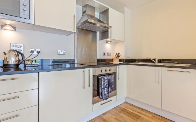Spacious Serviced Apartments Canary Wharf