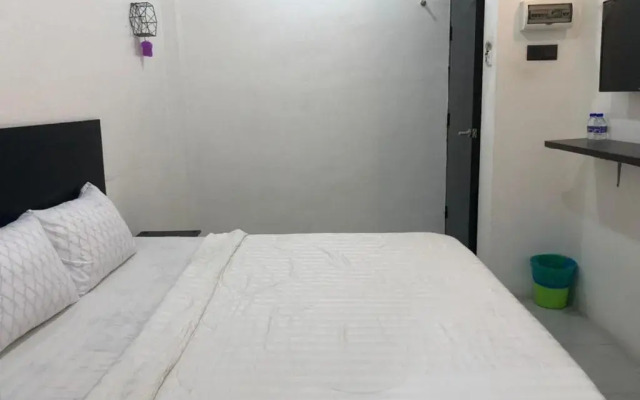 Hotel station 24