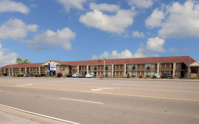 Econo Lodge Sevierville-Pigeon Forge on the River