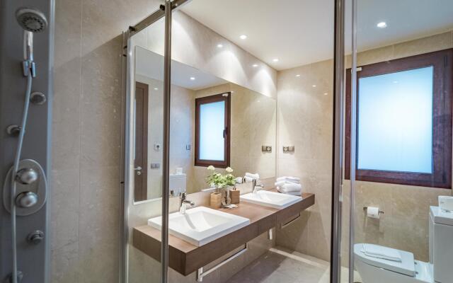 MDB19 - Penthouse near Puerto Banus. Families only