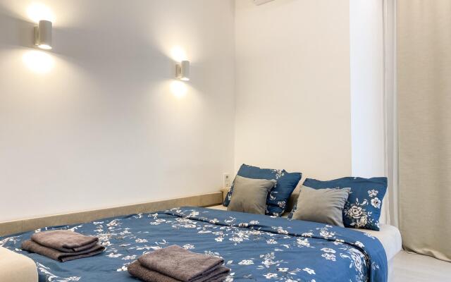 uTrip (юТрип) на улице Столбова